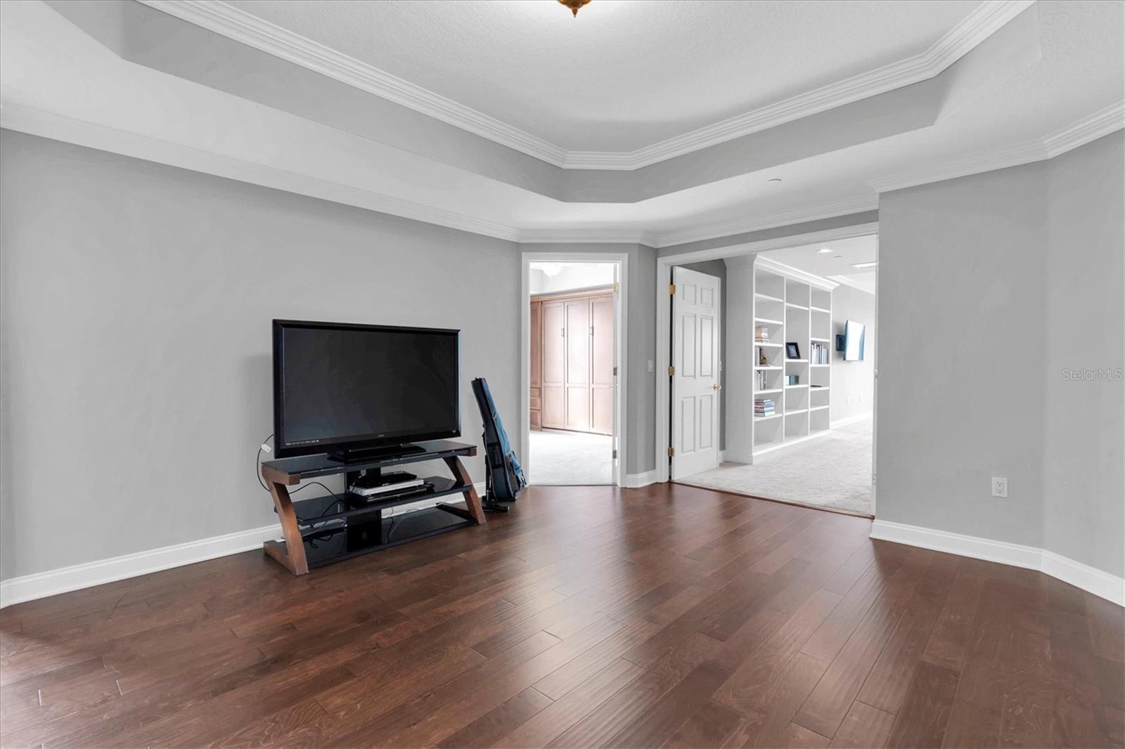 TB8455398 Property Photo