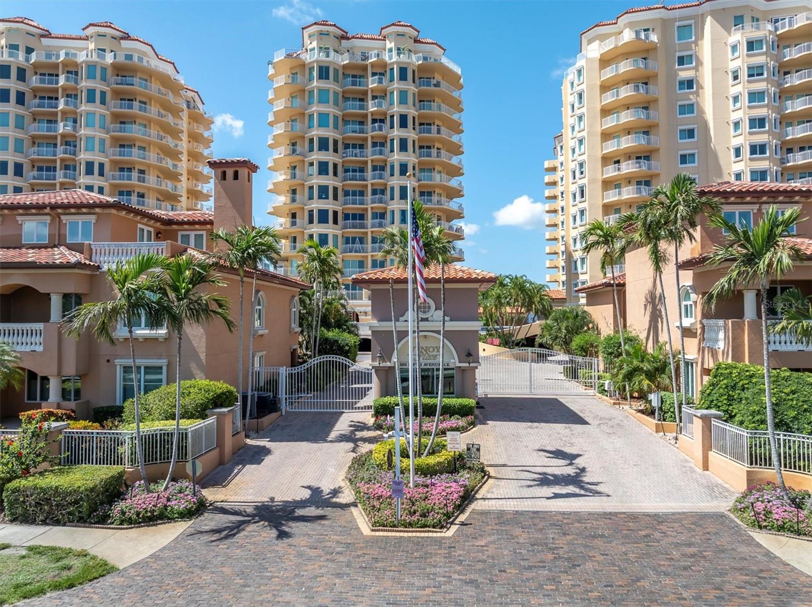 TB8455398 Property Photo