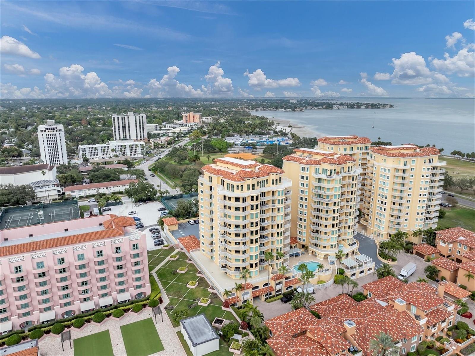 TB8455398 Property Photo