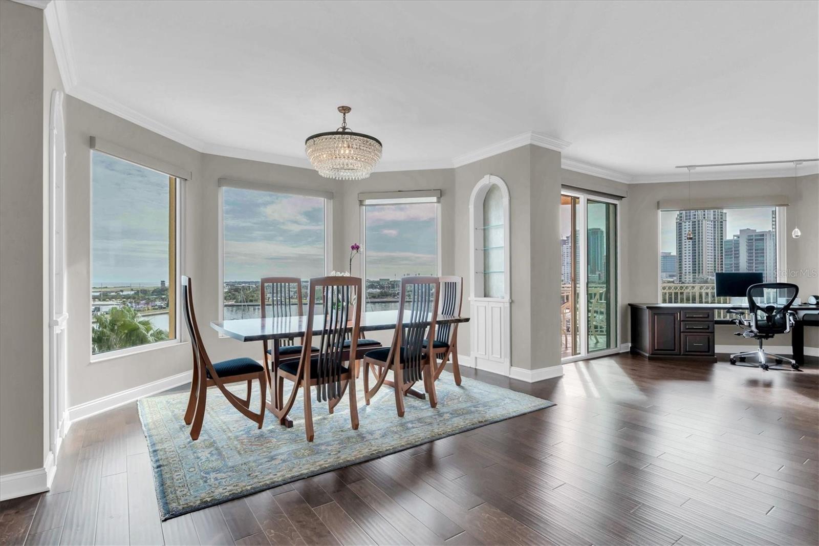 TB8455398 Property Photo