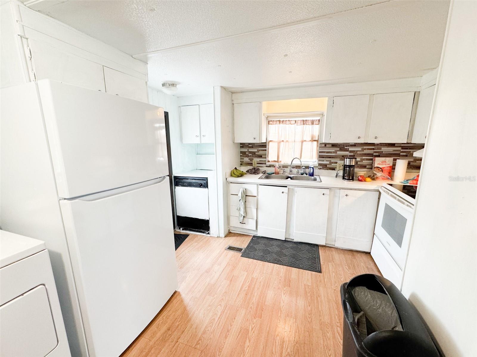 A4674835 Property Photo