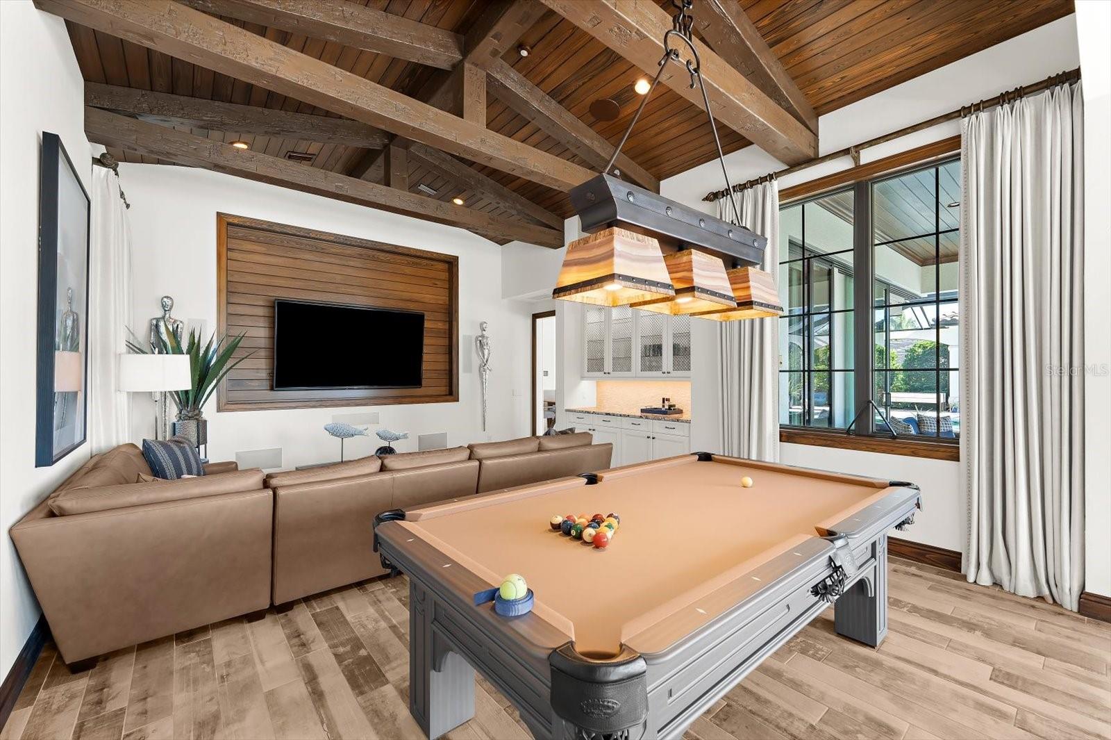 A4674842 Property Photo