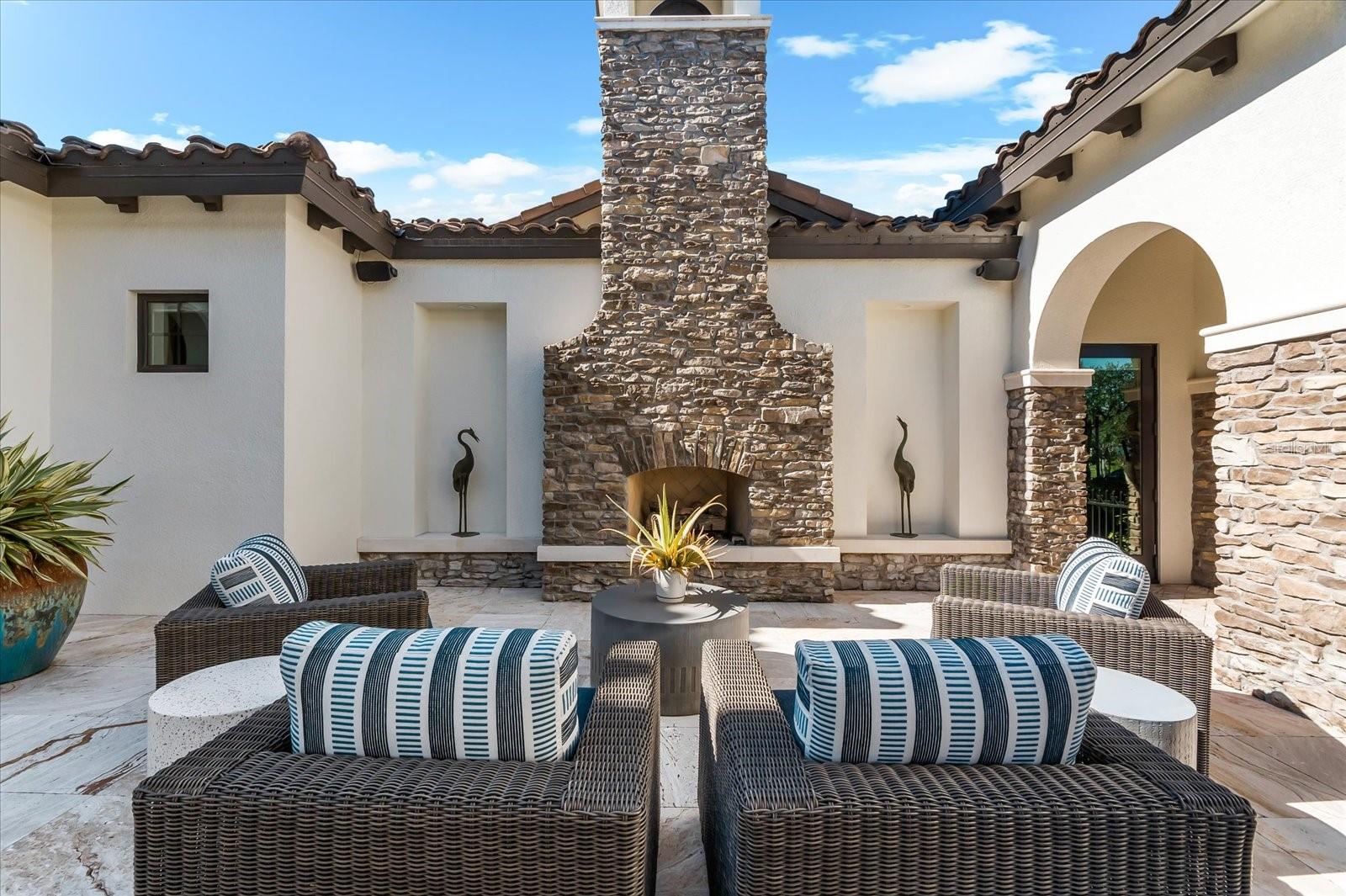 A4674842 Property Photo