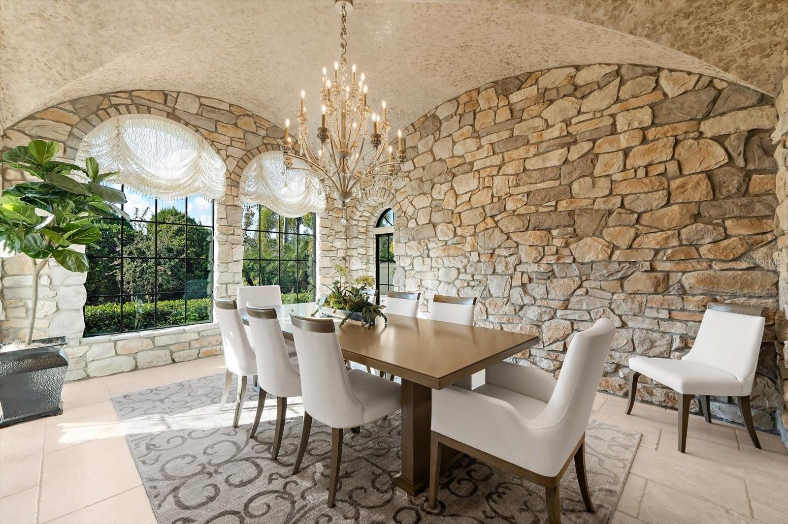 A4674842 Property Photo