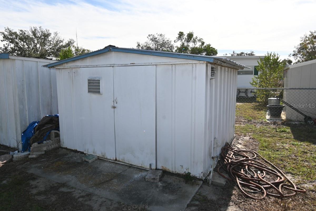 TB8455460 Property Photo