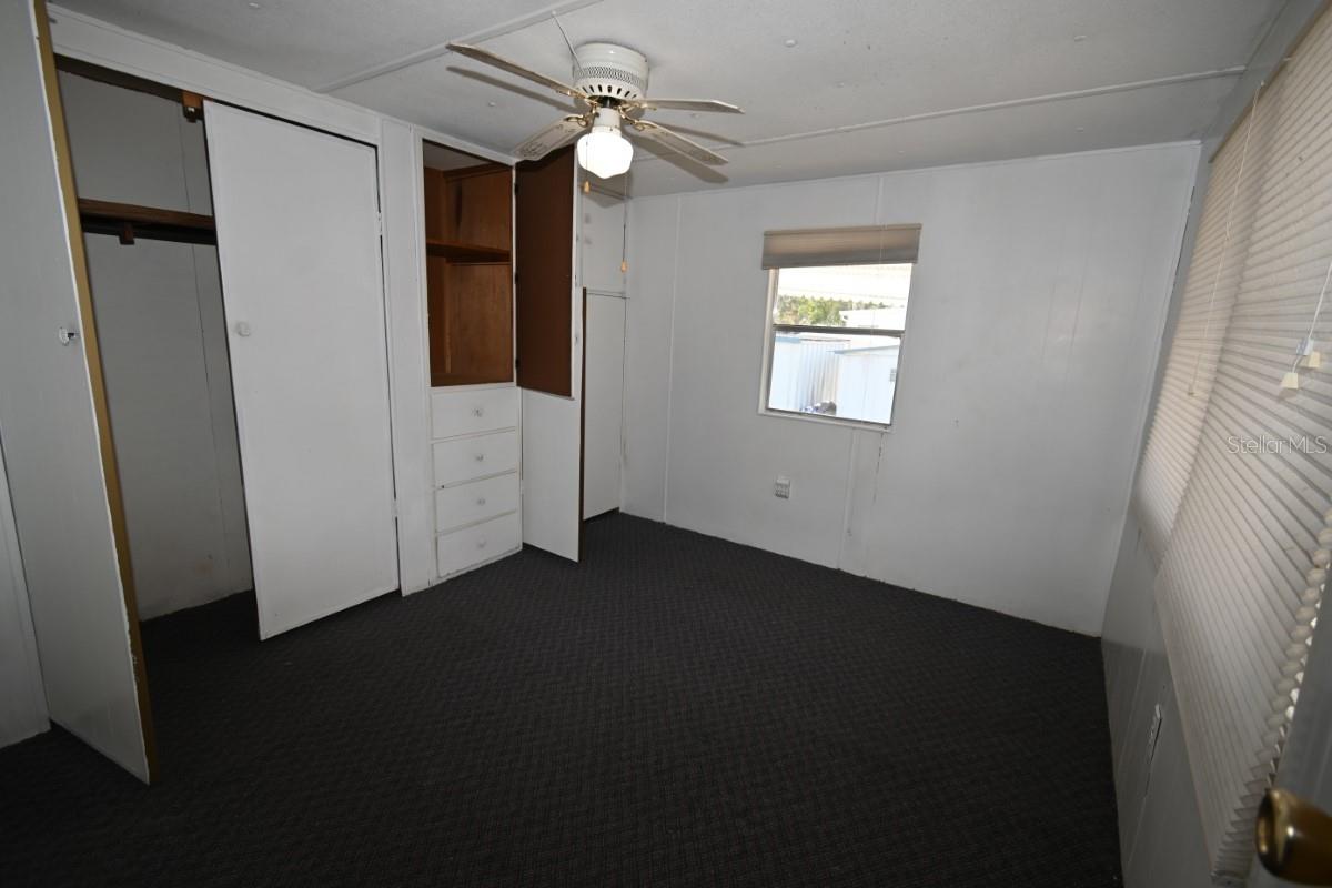 TB8455460 Property Photo