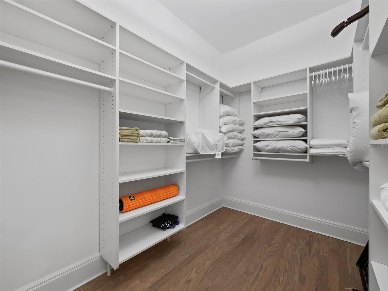 A4674851 Property Photo