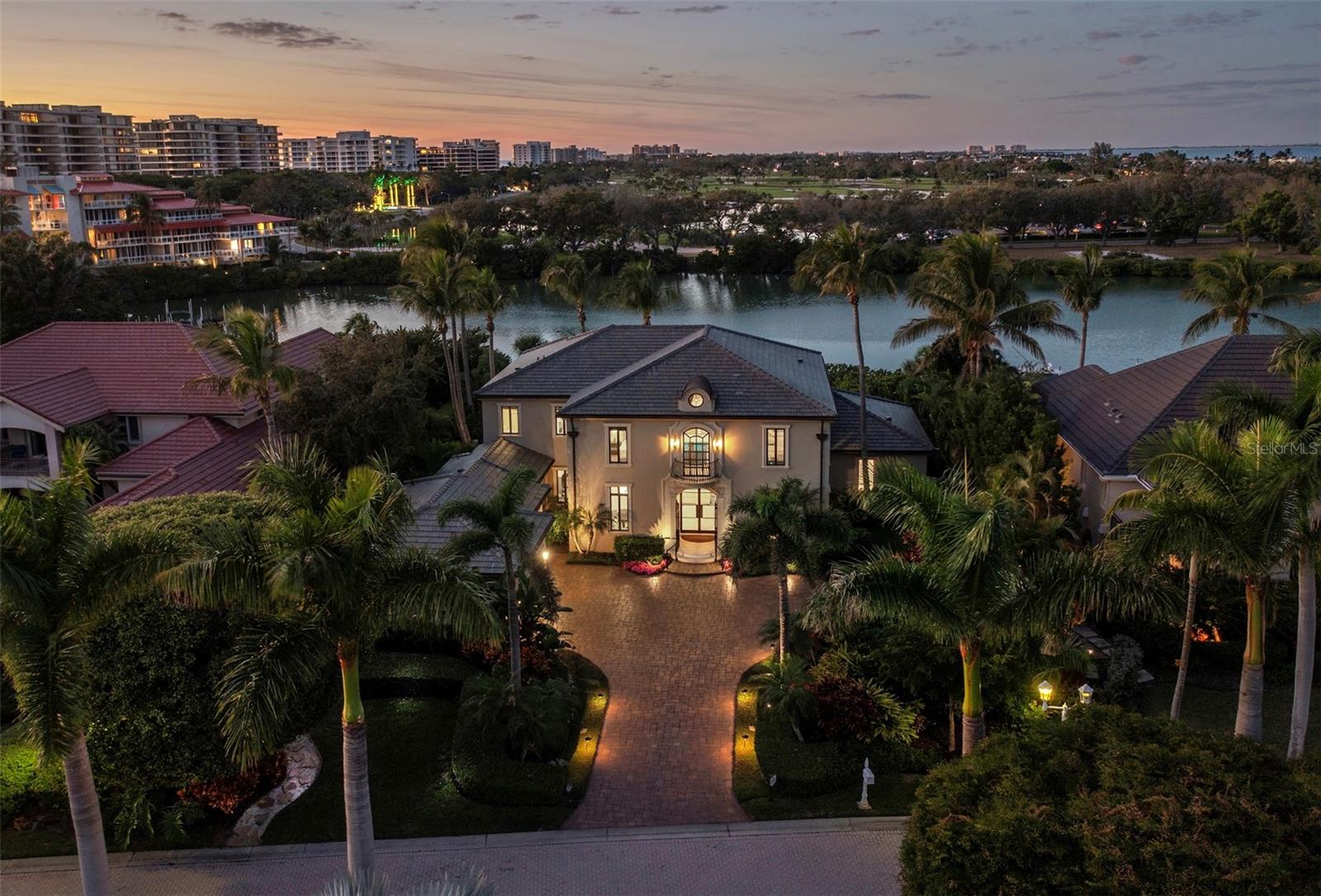 A4674851 Property Photo