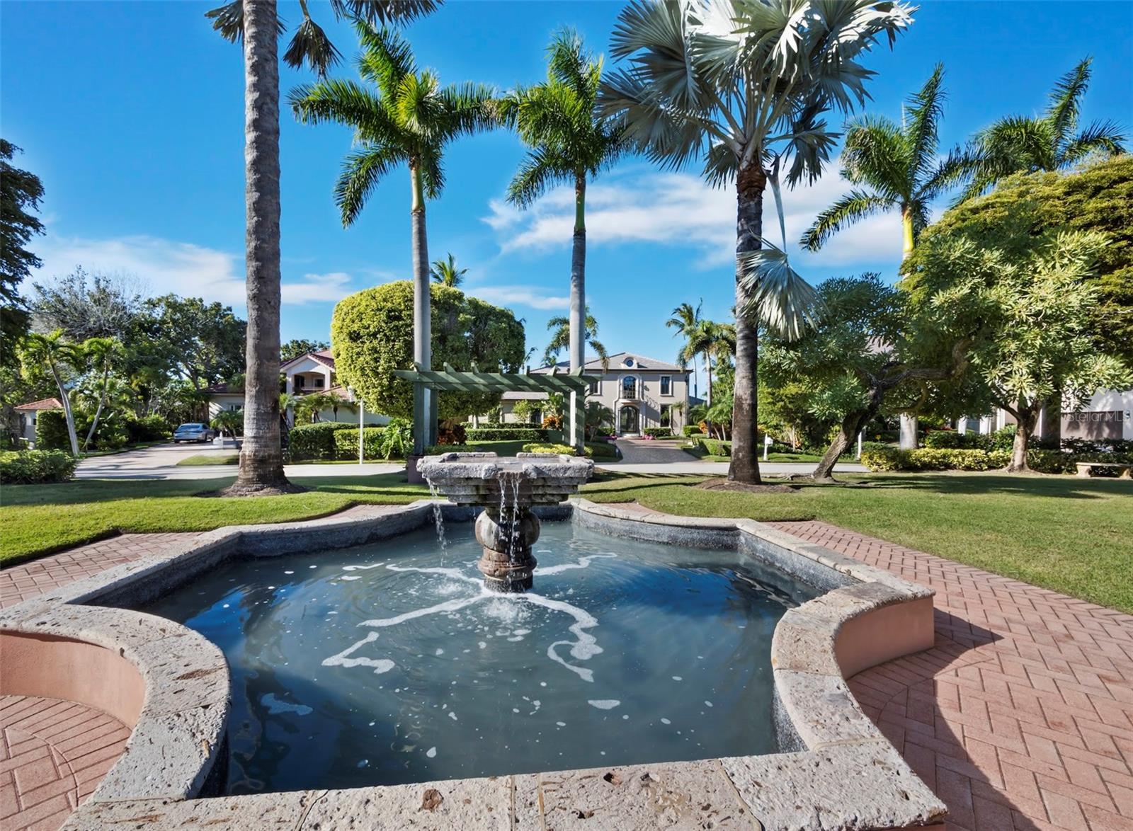 A4674851 Property Photo