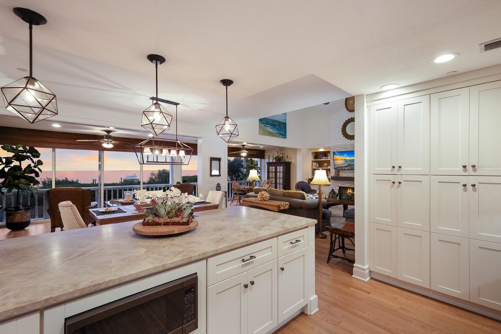 D6145147 Property Photo