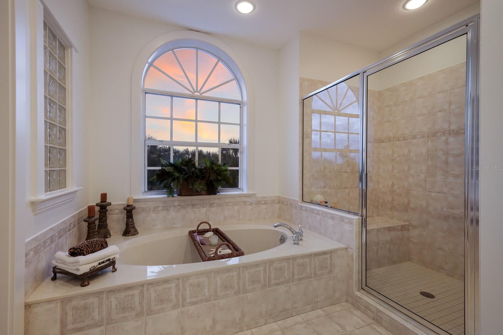 D6145147 Property Photo