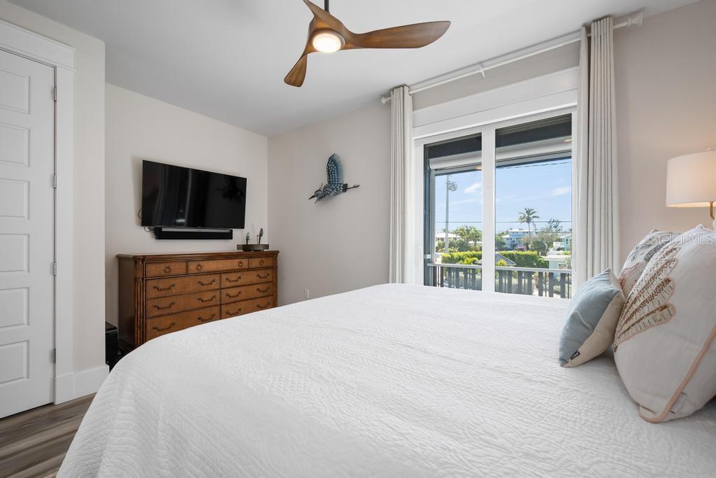 A4674863 Property Photo