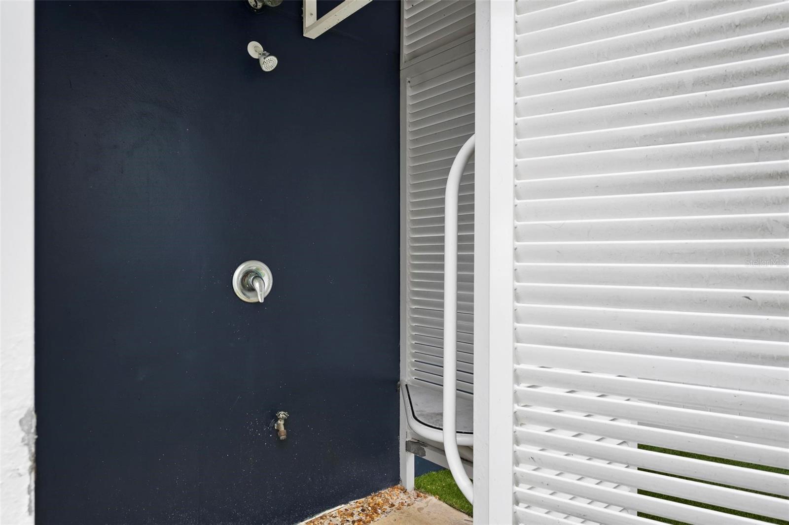 A4674863 Property Photo