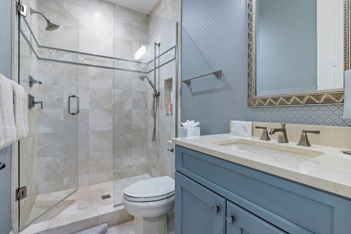 O6366604 Property Photo