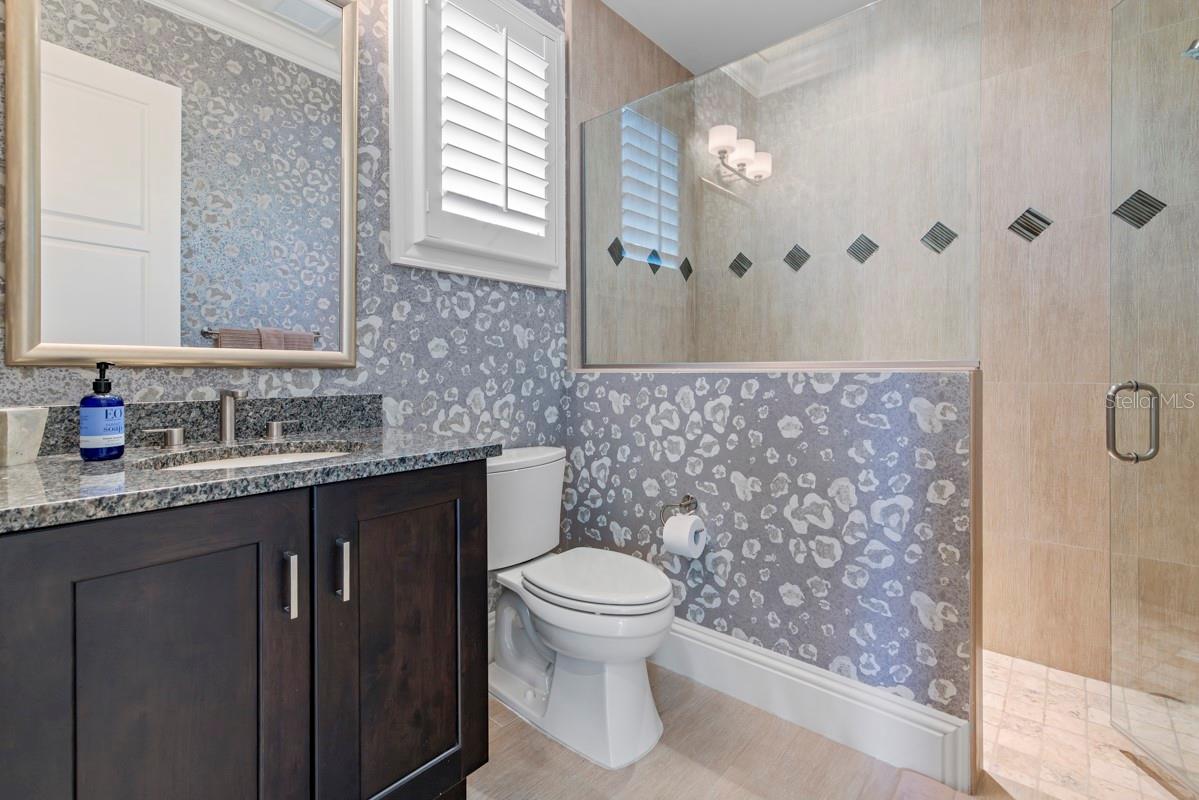 O6366604 Property Photo