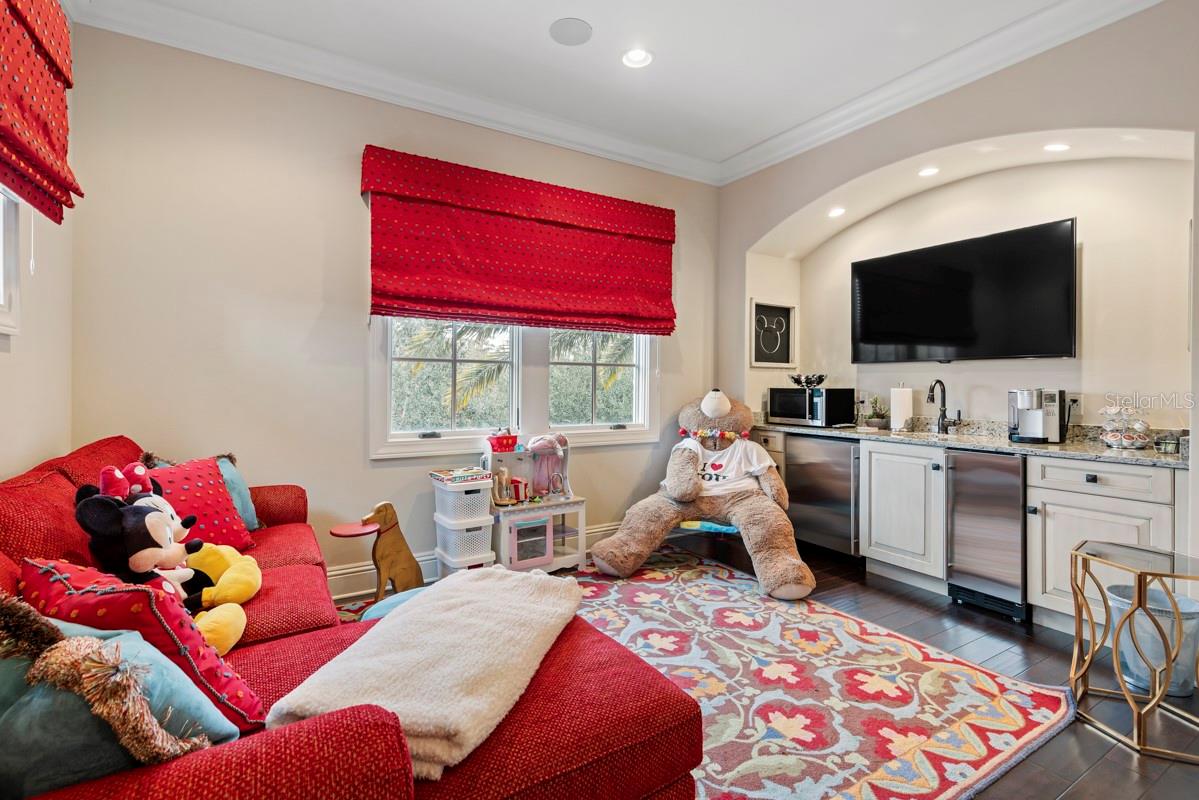 O6366604 Property Photo