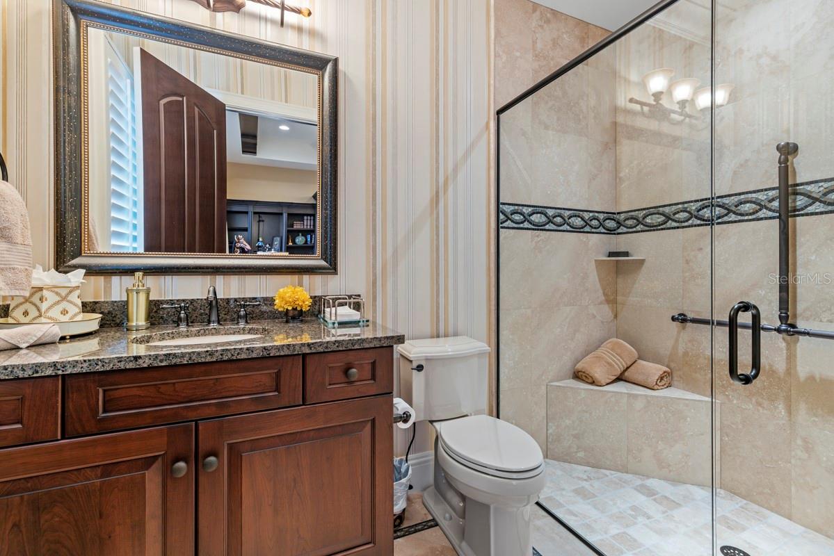 O6366604 Property Photo