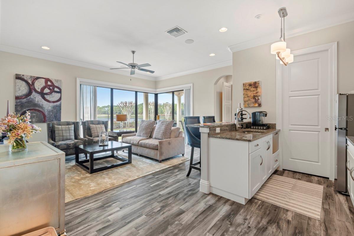 O6366604 Property Photo