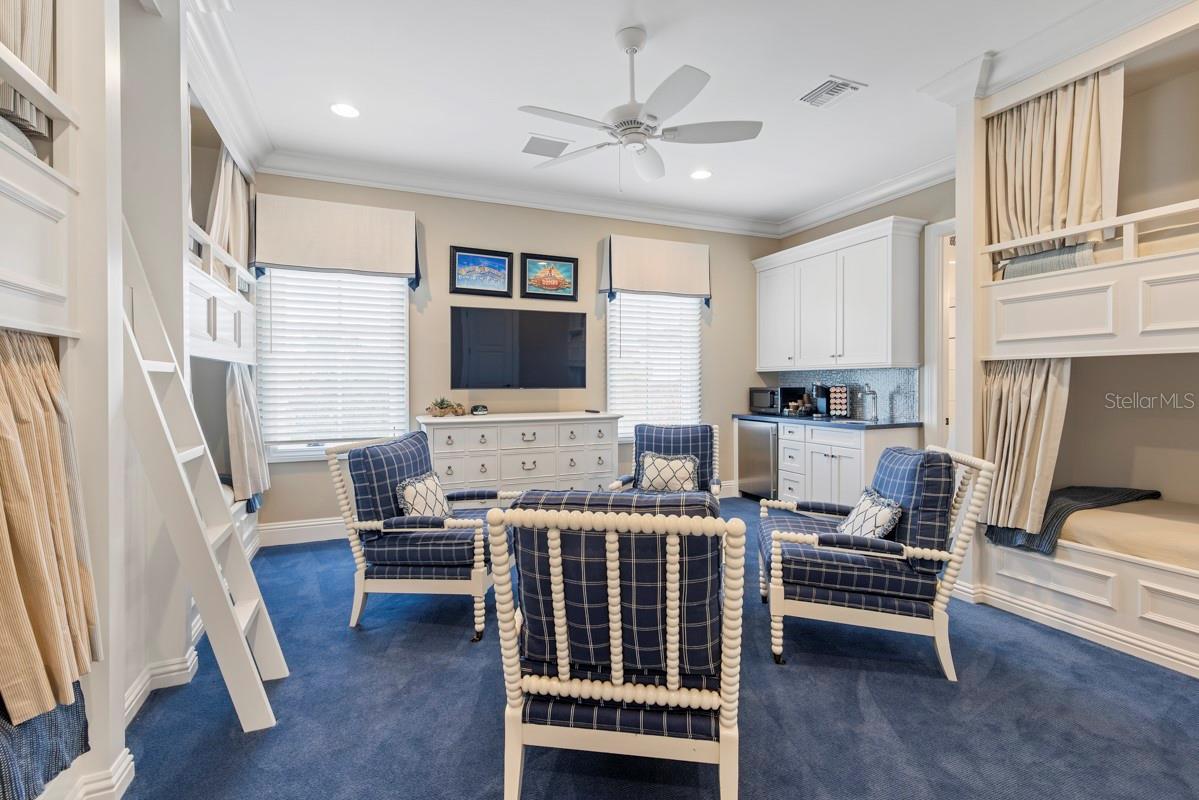 O6366604 Property Photo