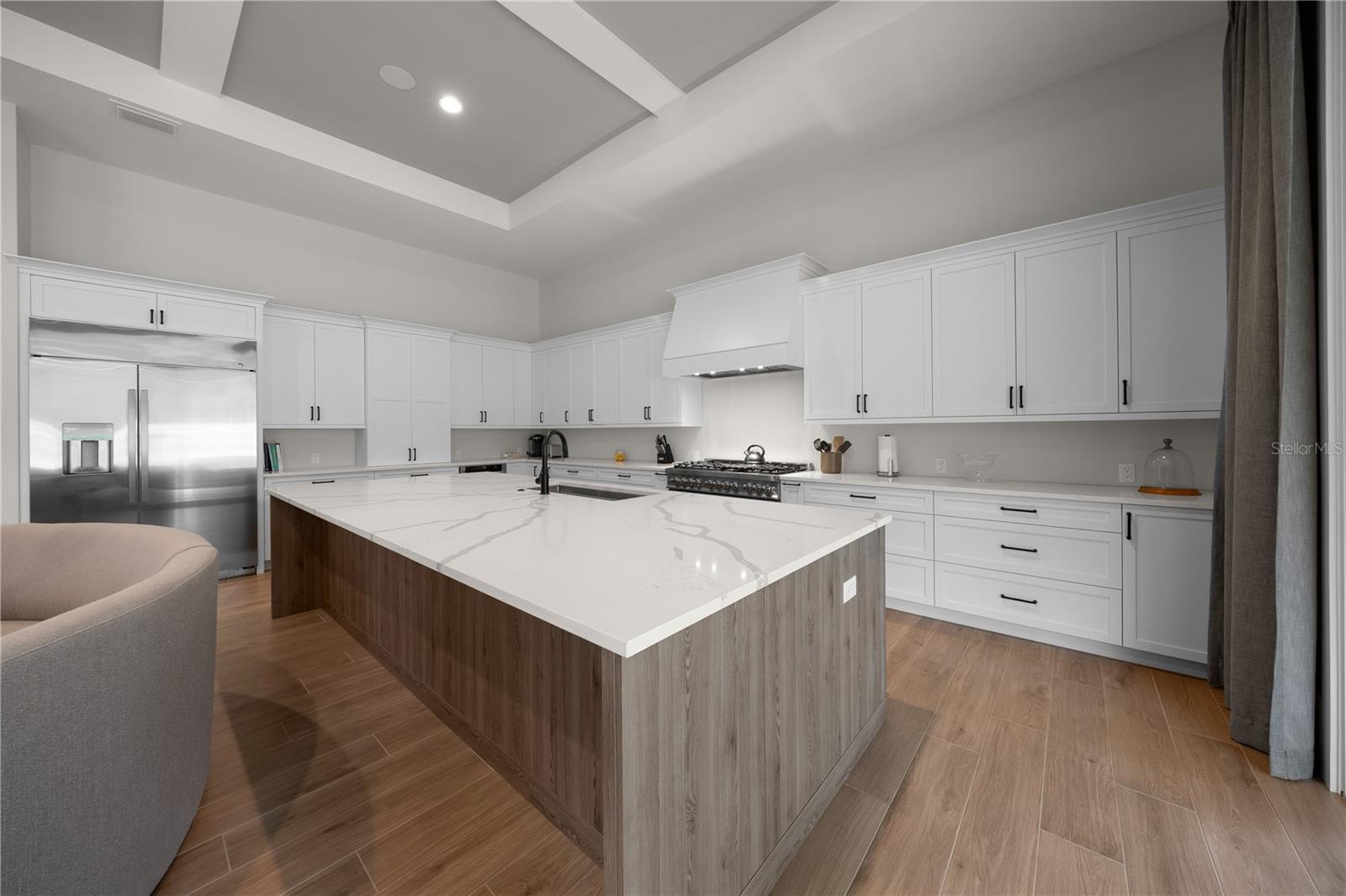 OM714903 Property Photo