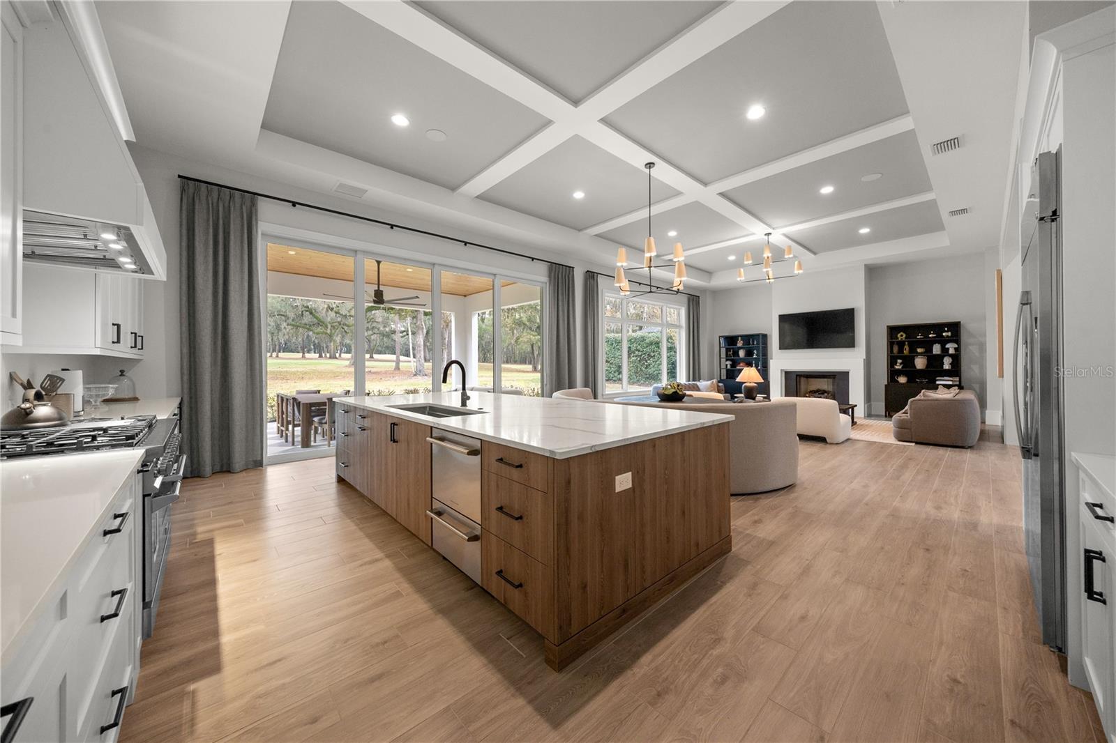 OM714903 Property Photo