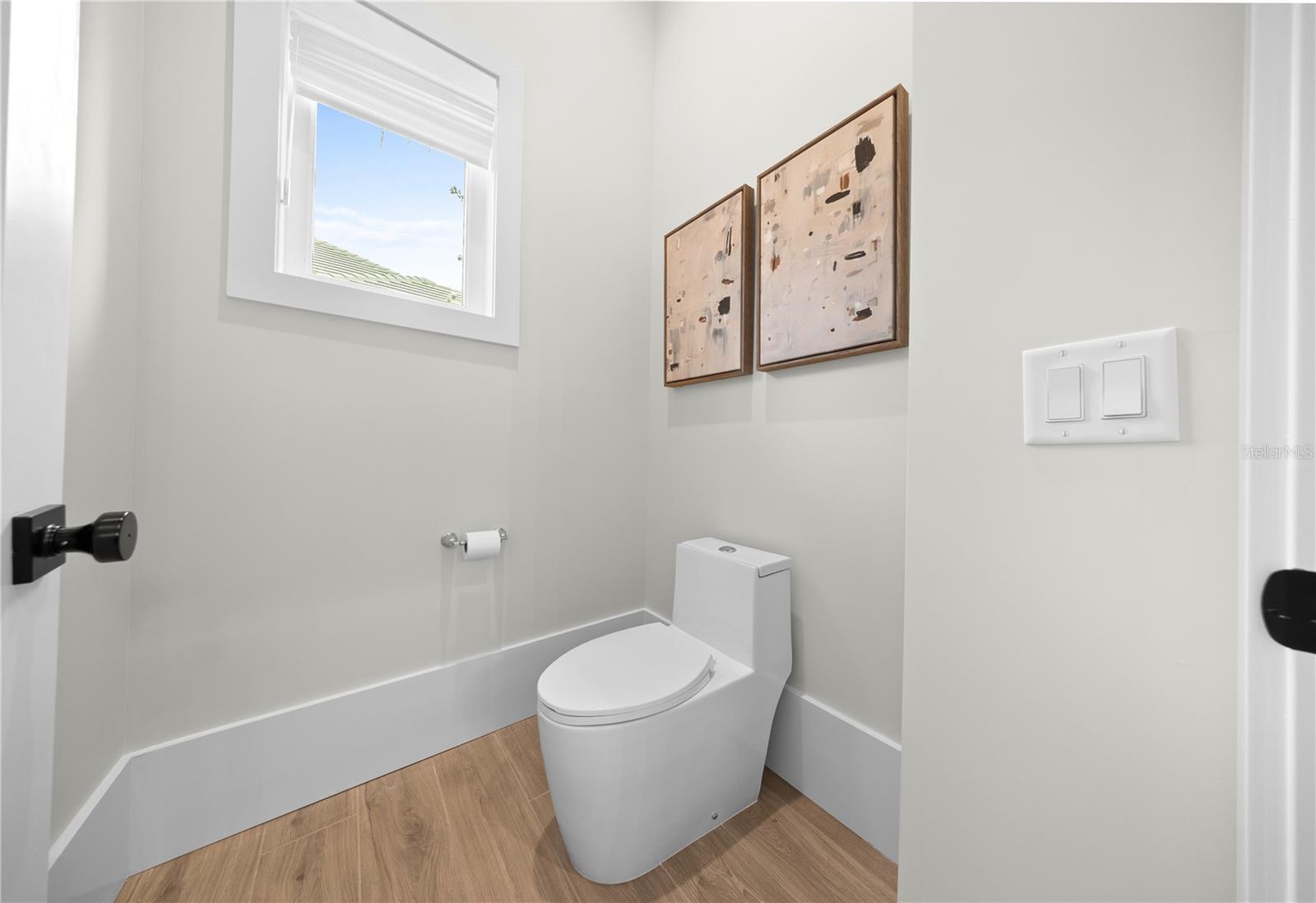 OM714903 Property Photo