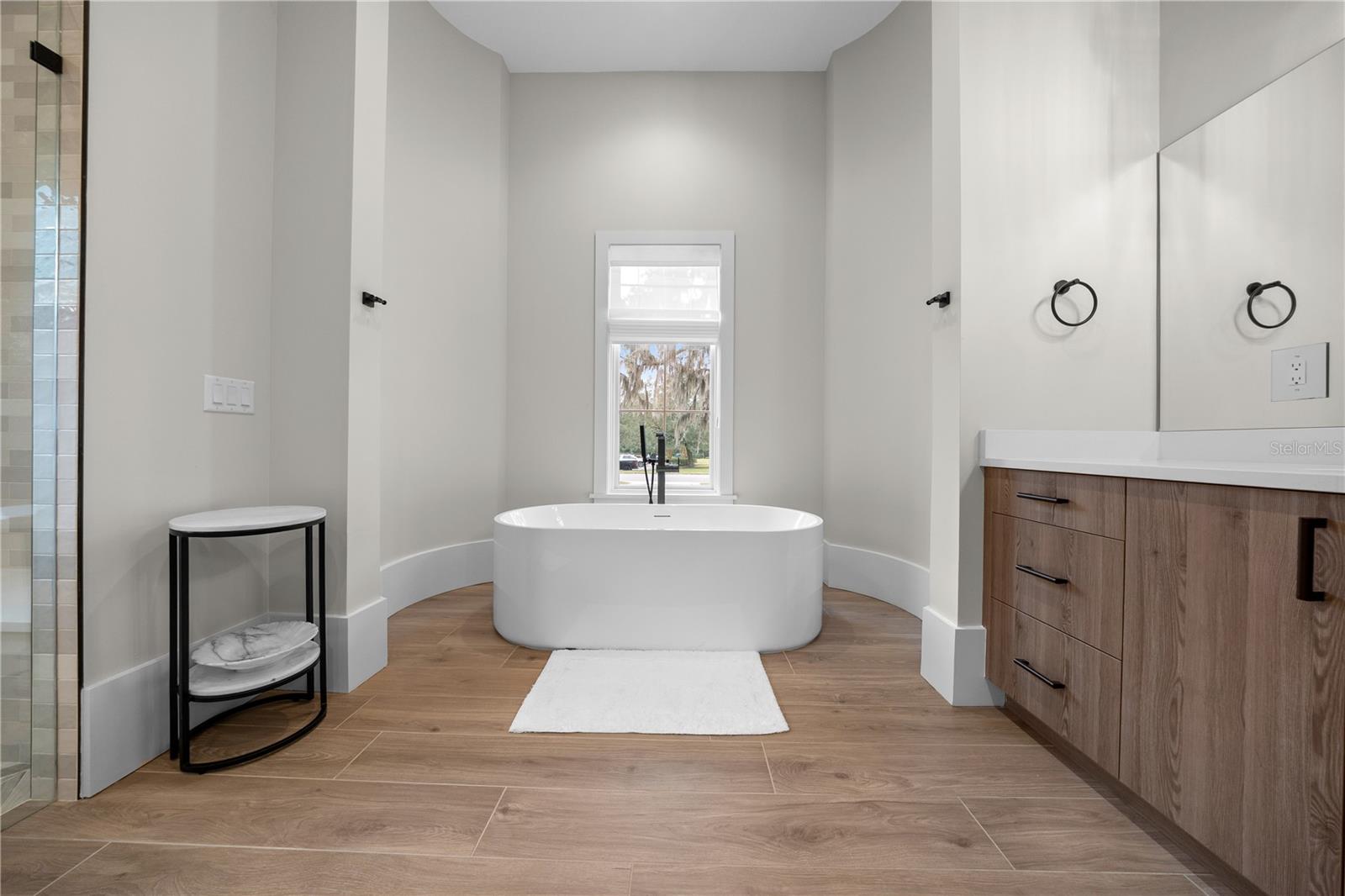 OM714903 Property Photo