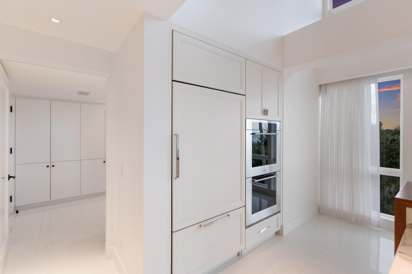 D6145154 Property Photo