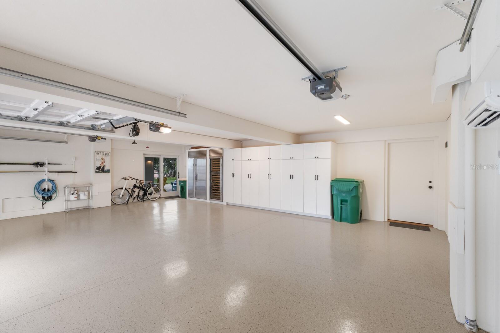 D6145154 Property Photo