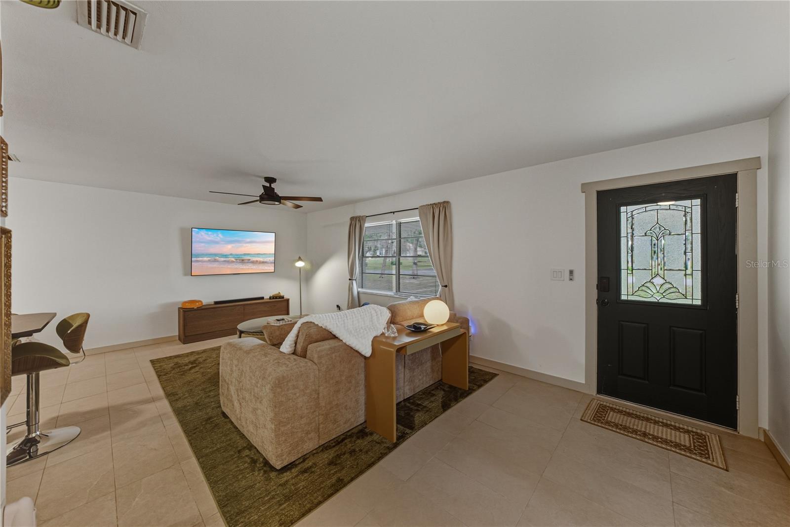 TB8455596 Property Photo