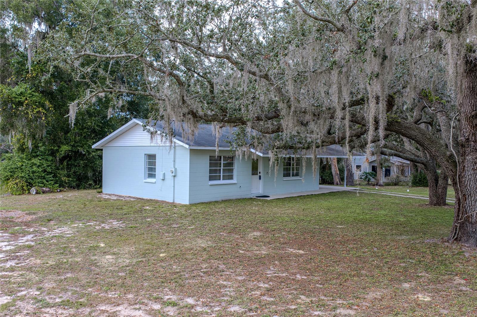 TB8455596 Property Photo