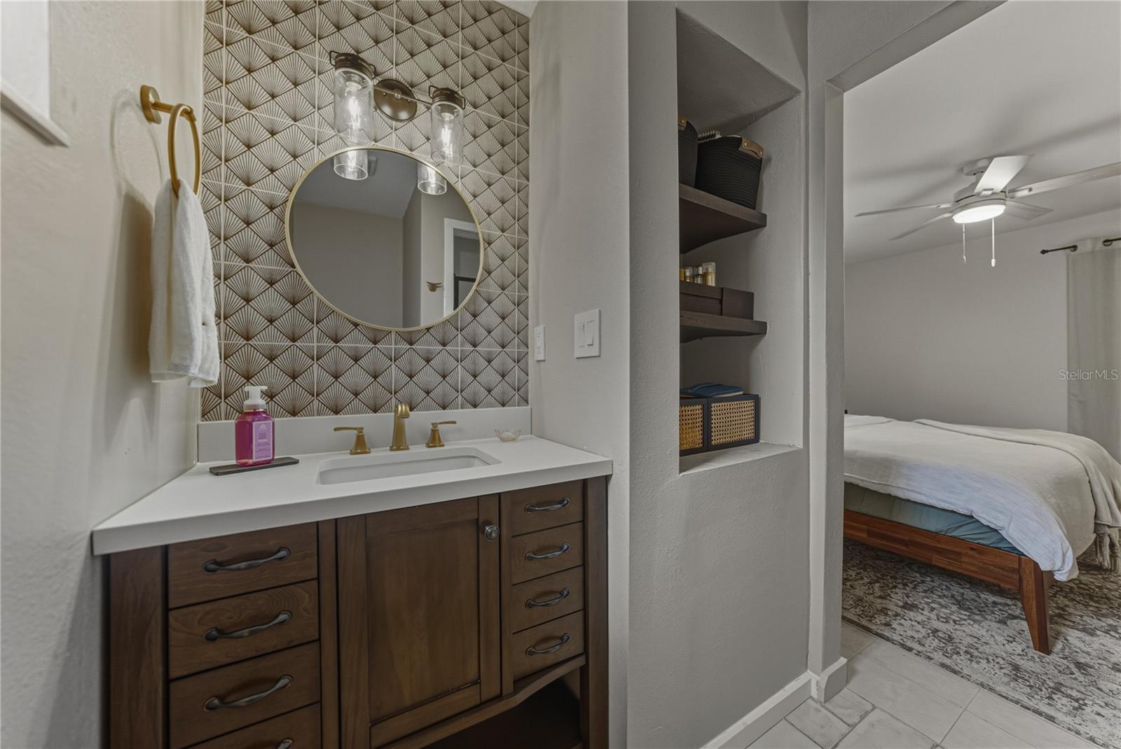 TB8455596 Property Photo