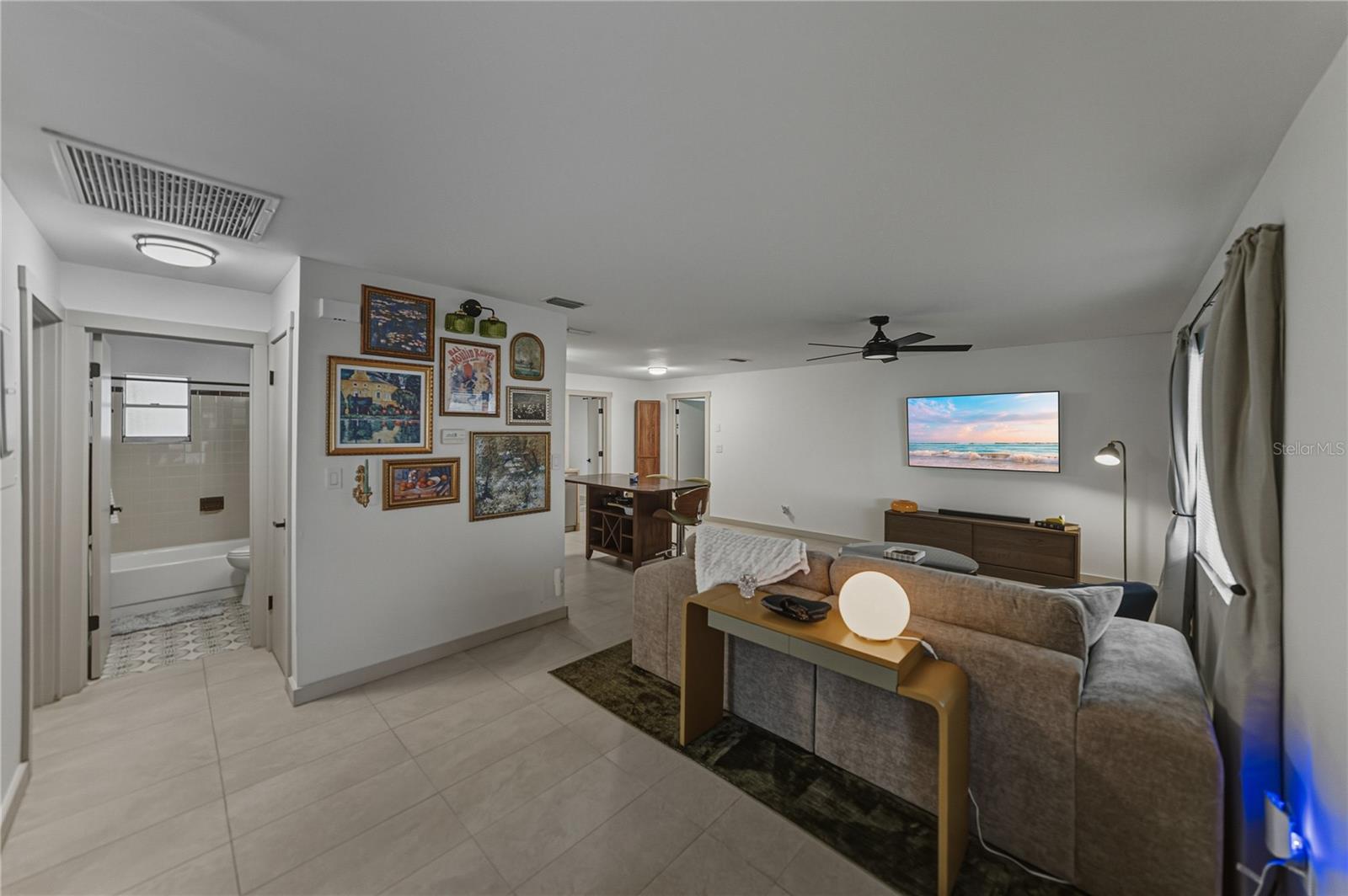 TB8455596 Property Photo