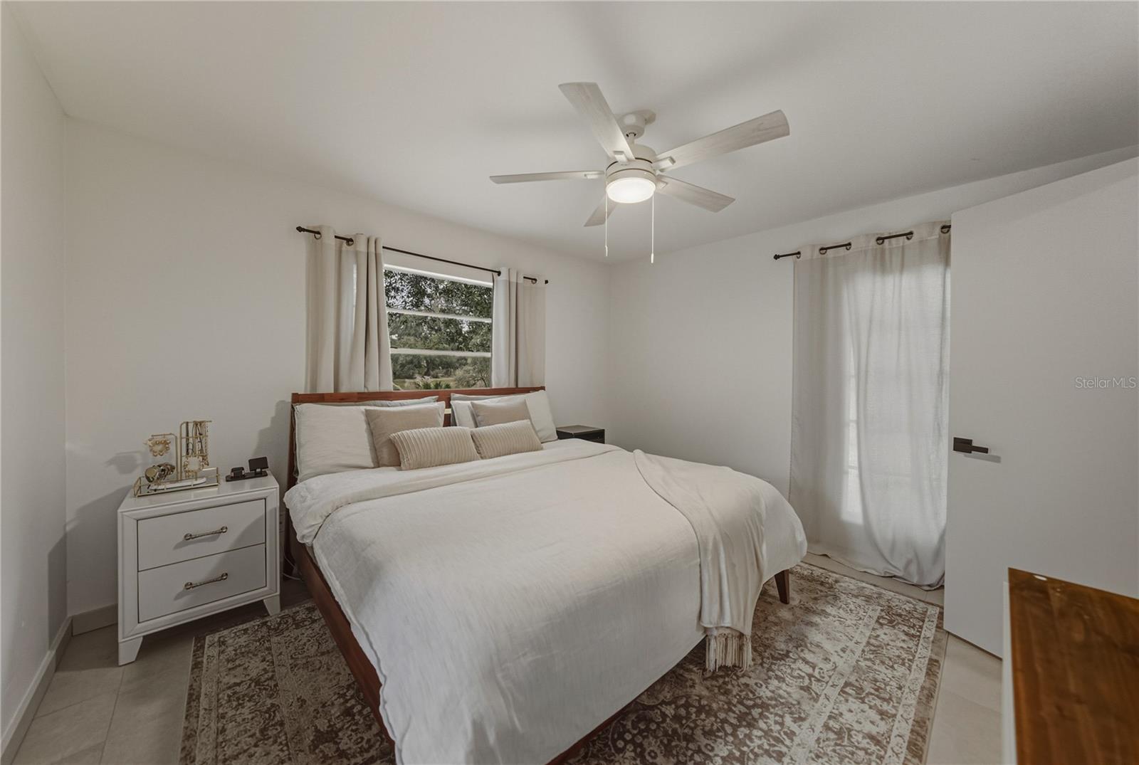 TB8455596 Property Photo