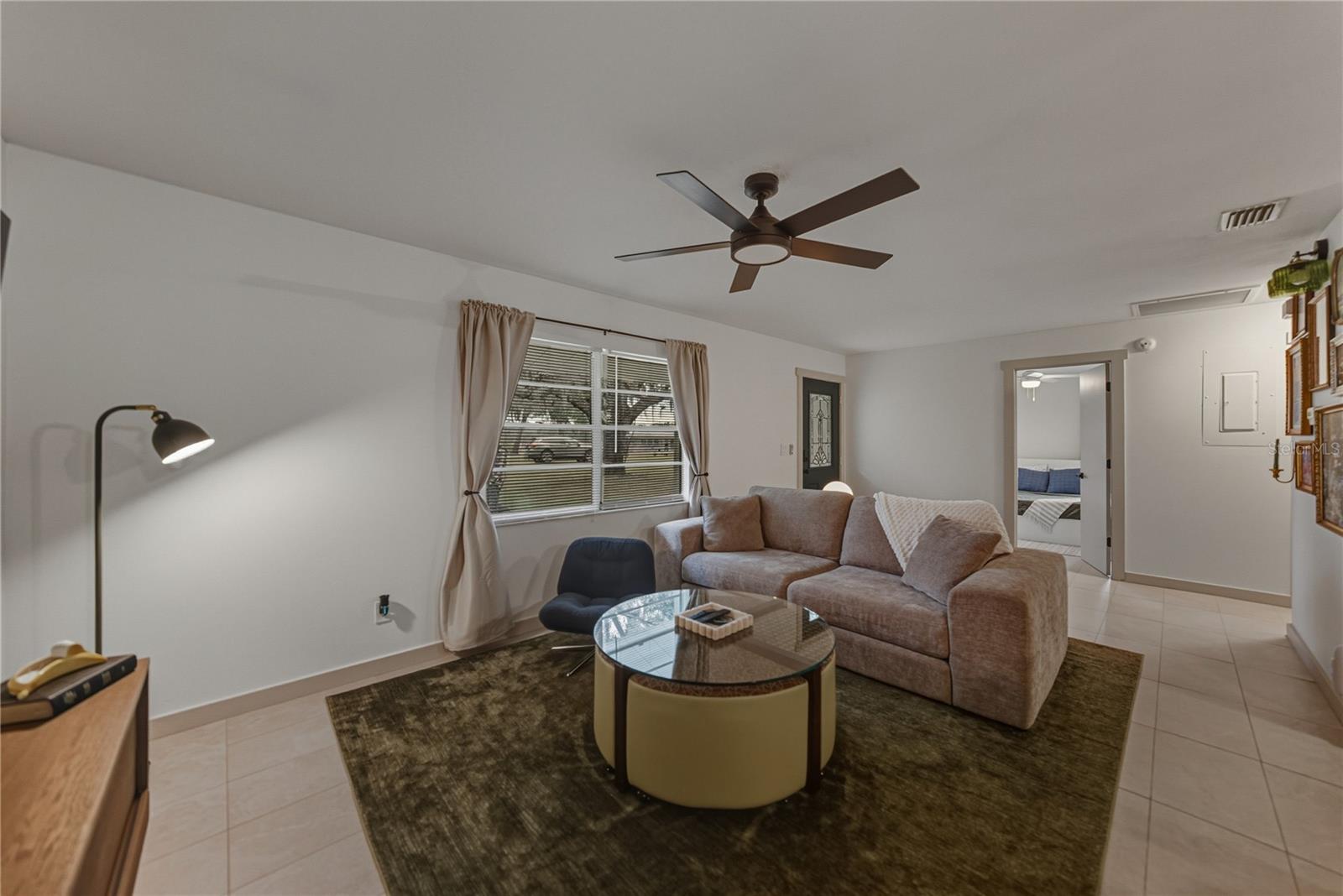 TB8455596 Property Photo