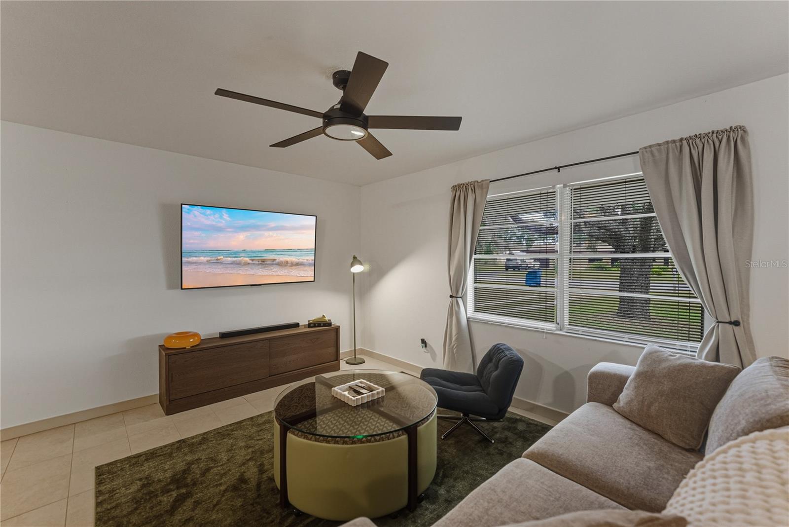 TB8455596 Property Photo