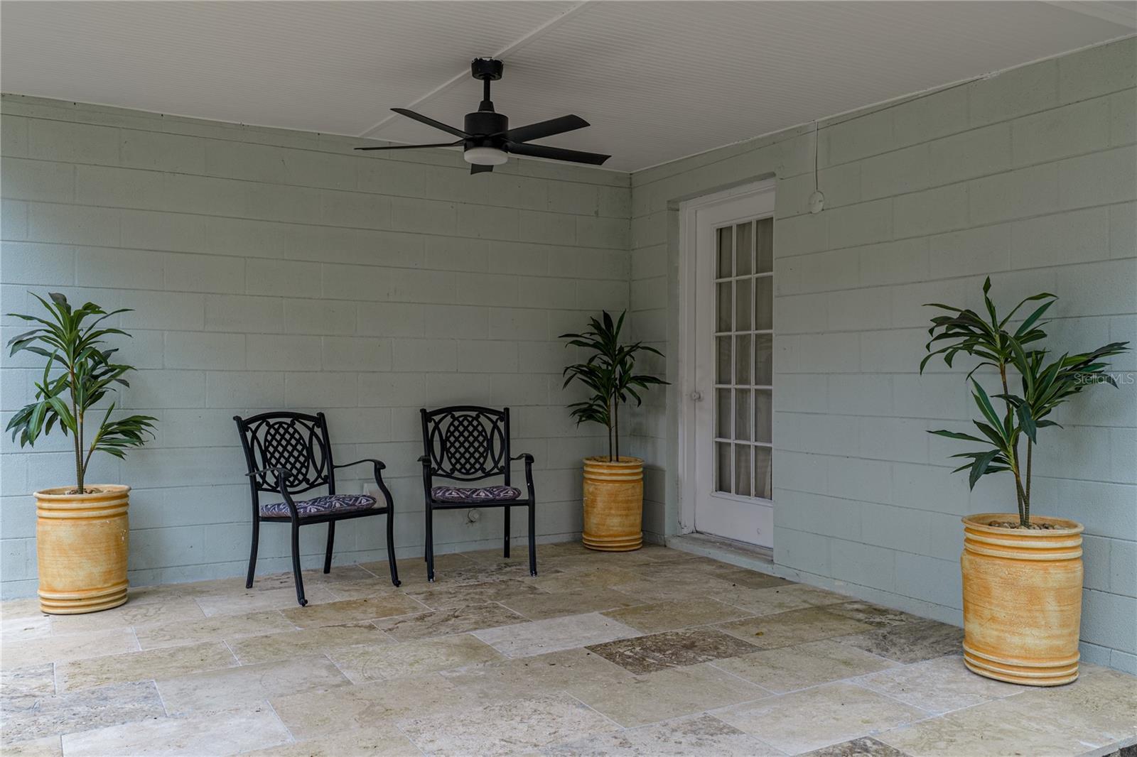 TB8455596 Property Photo