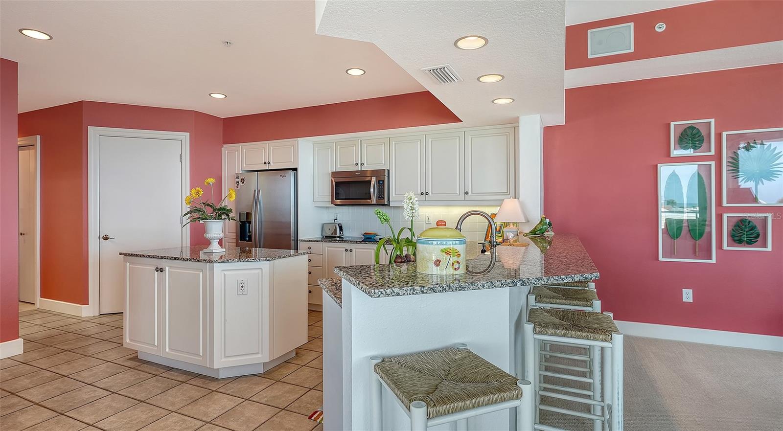 A4674911 Property Photo