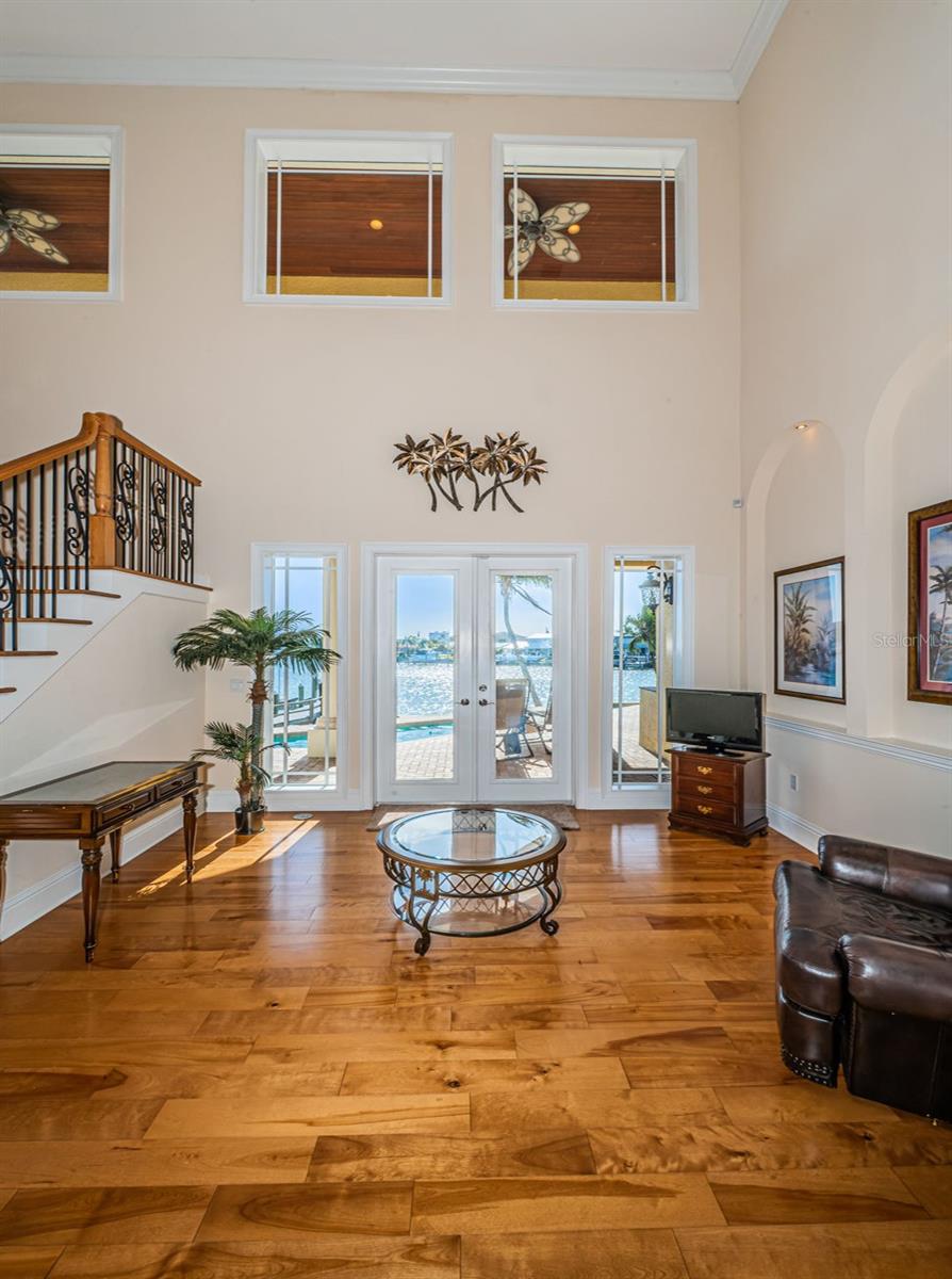 TB8455716 Property Photo