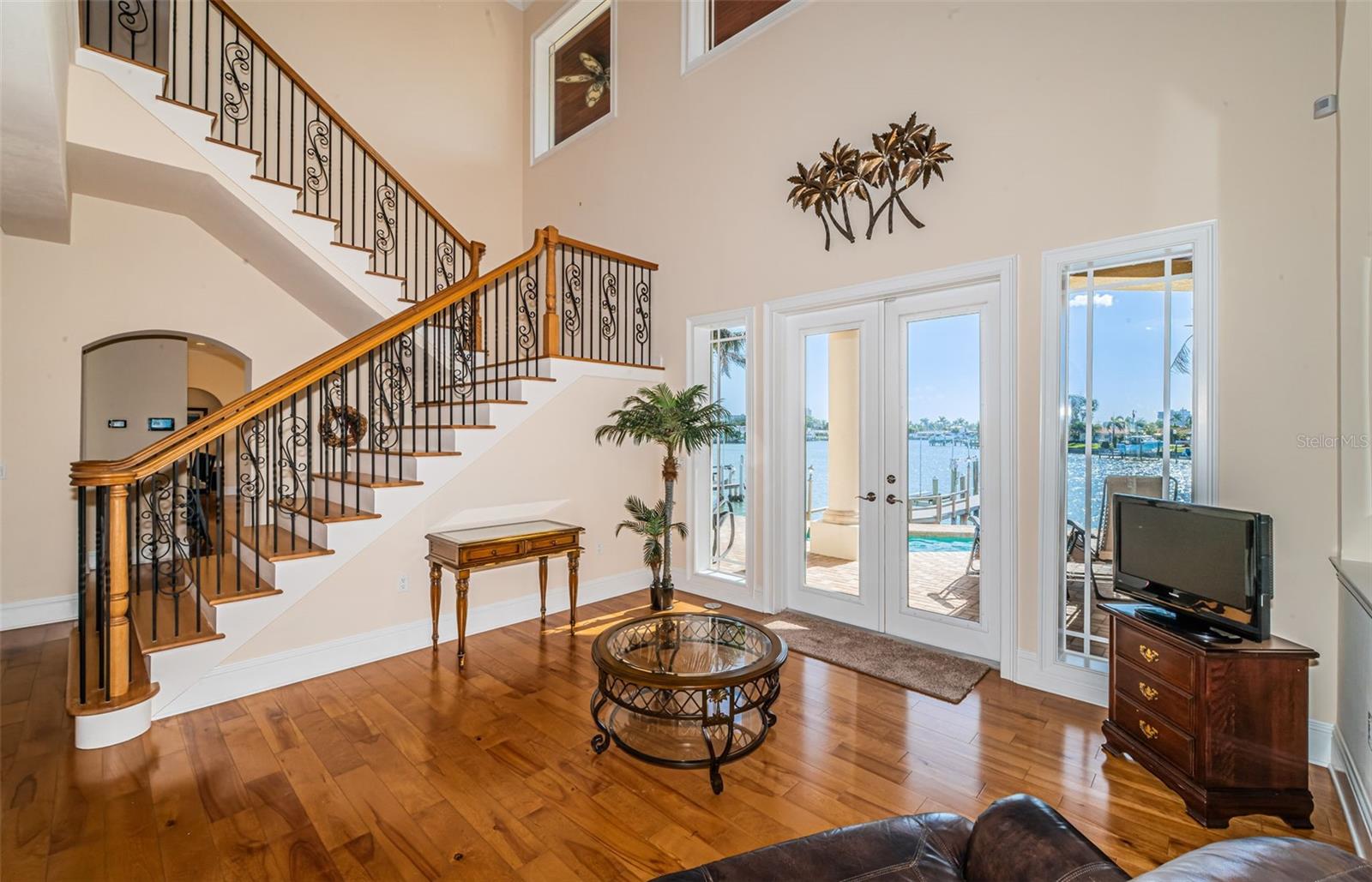 TB8455716 Property Photo