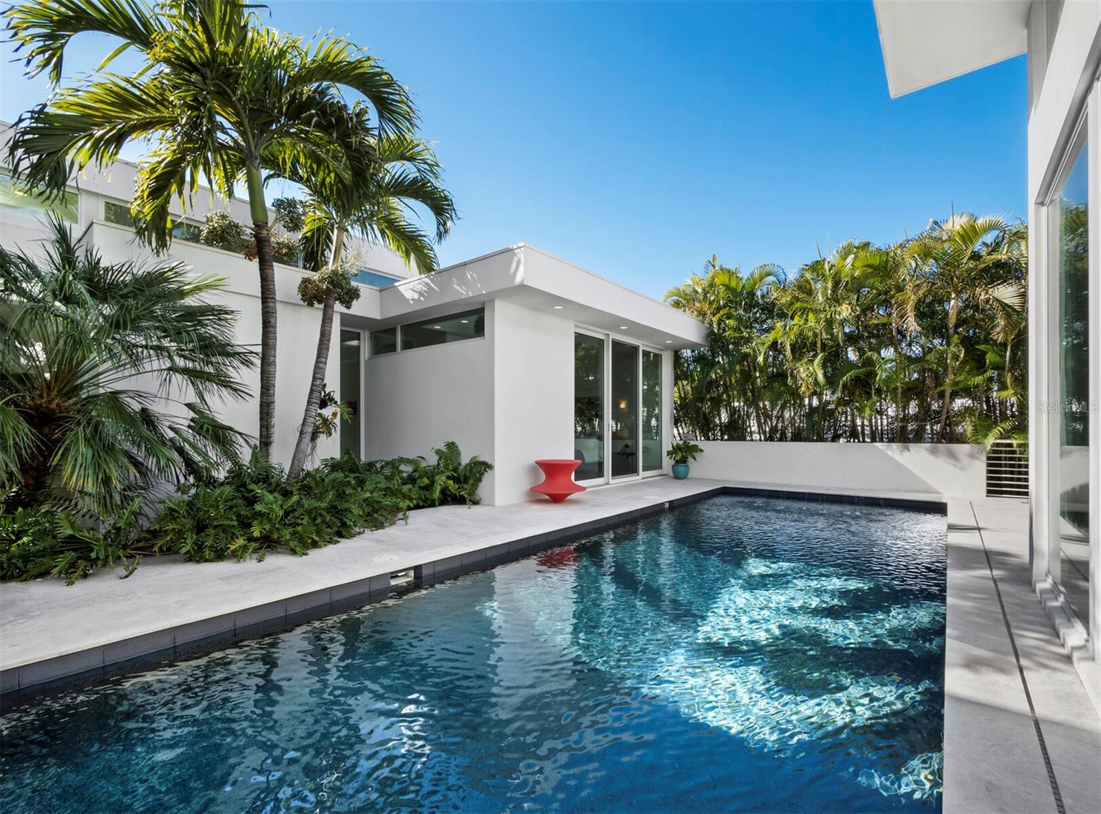 A4674992 Property Photo