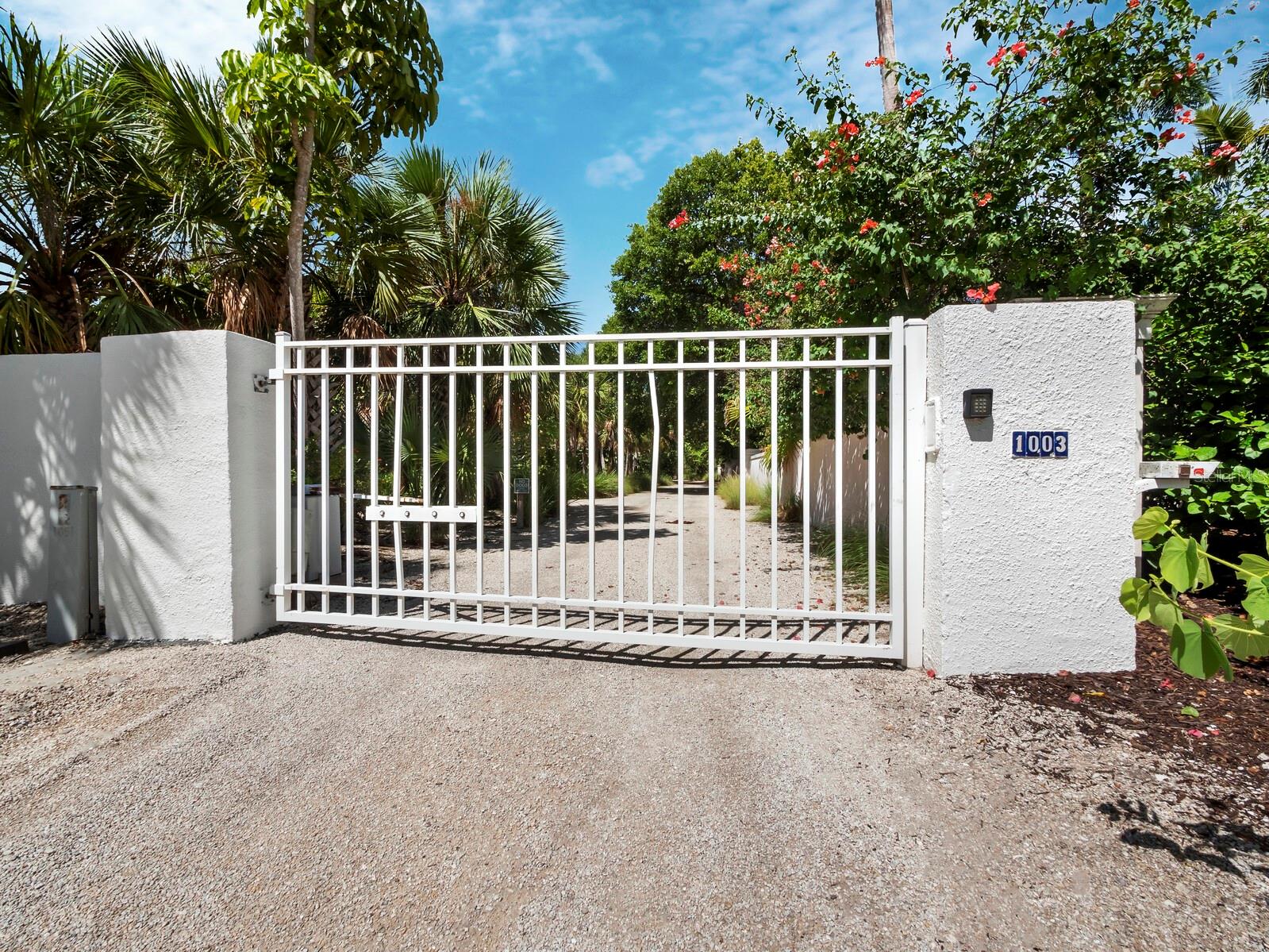 A4674992 Property Photo