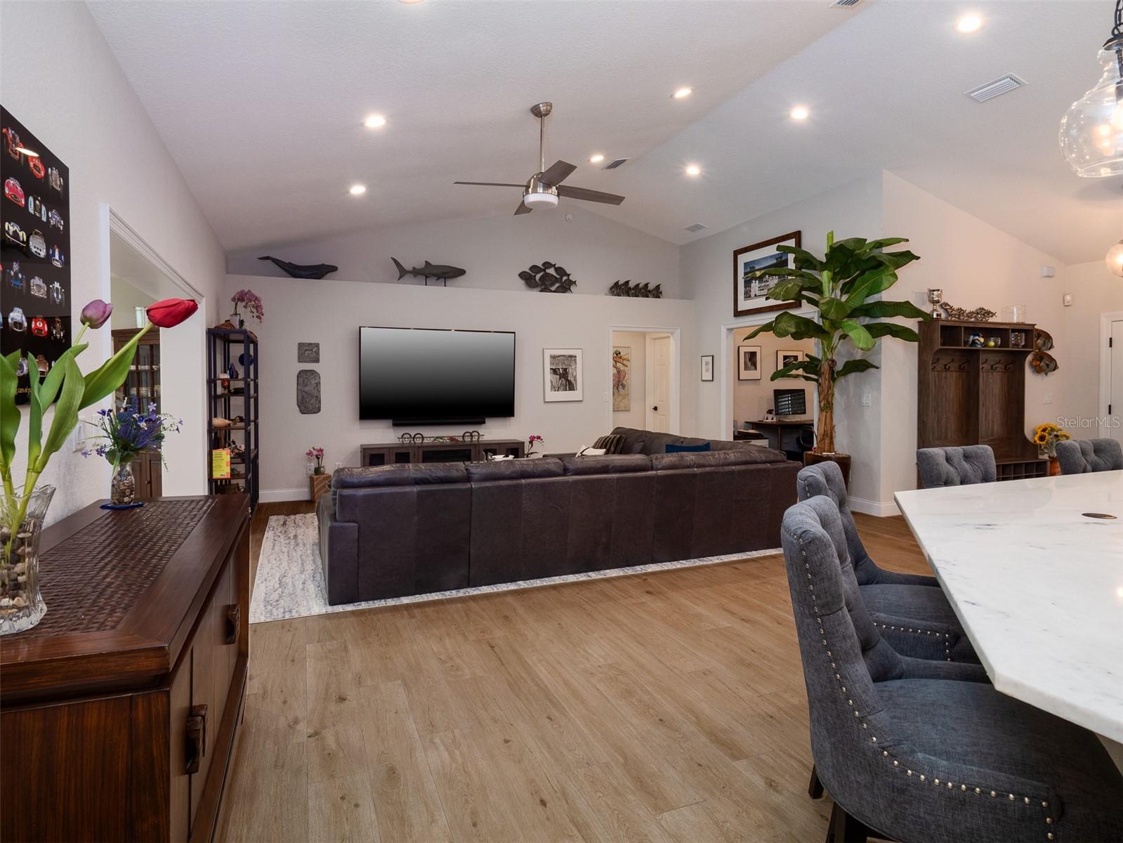 OM714938 Property Photo