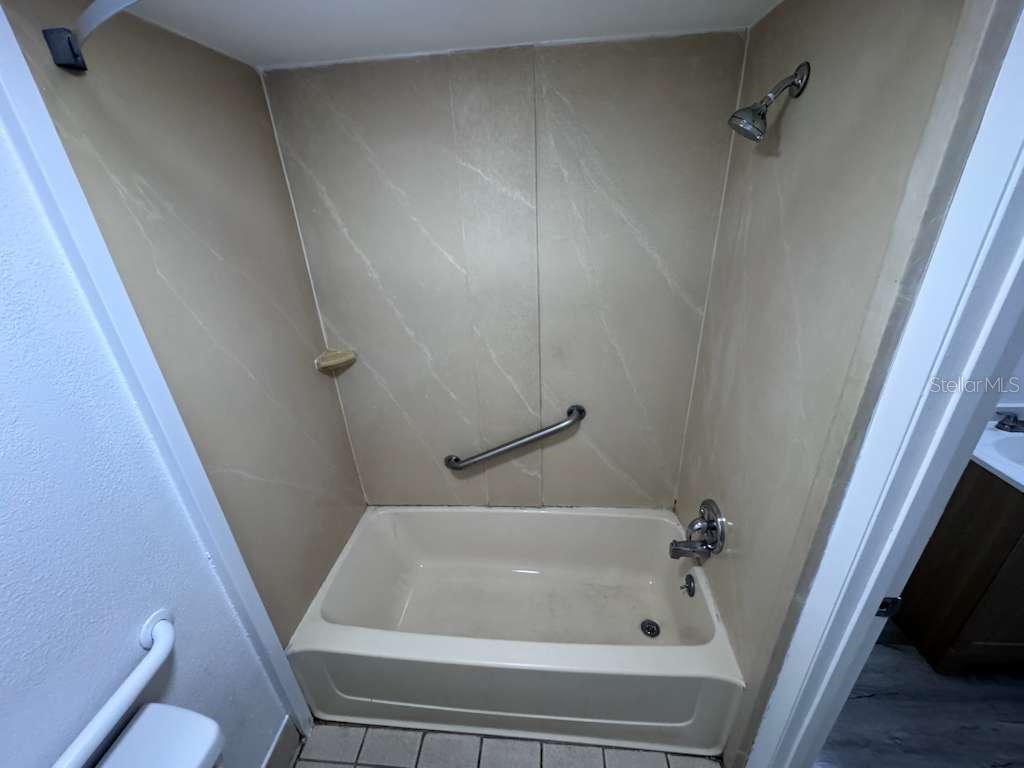 O6366840 Property Photo