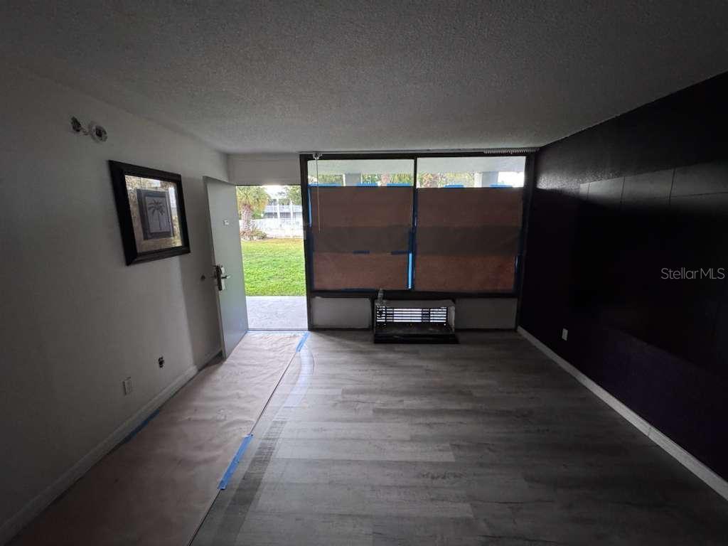 O6366840 Property Photo