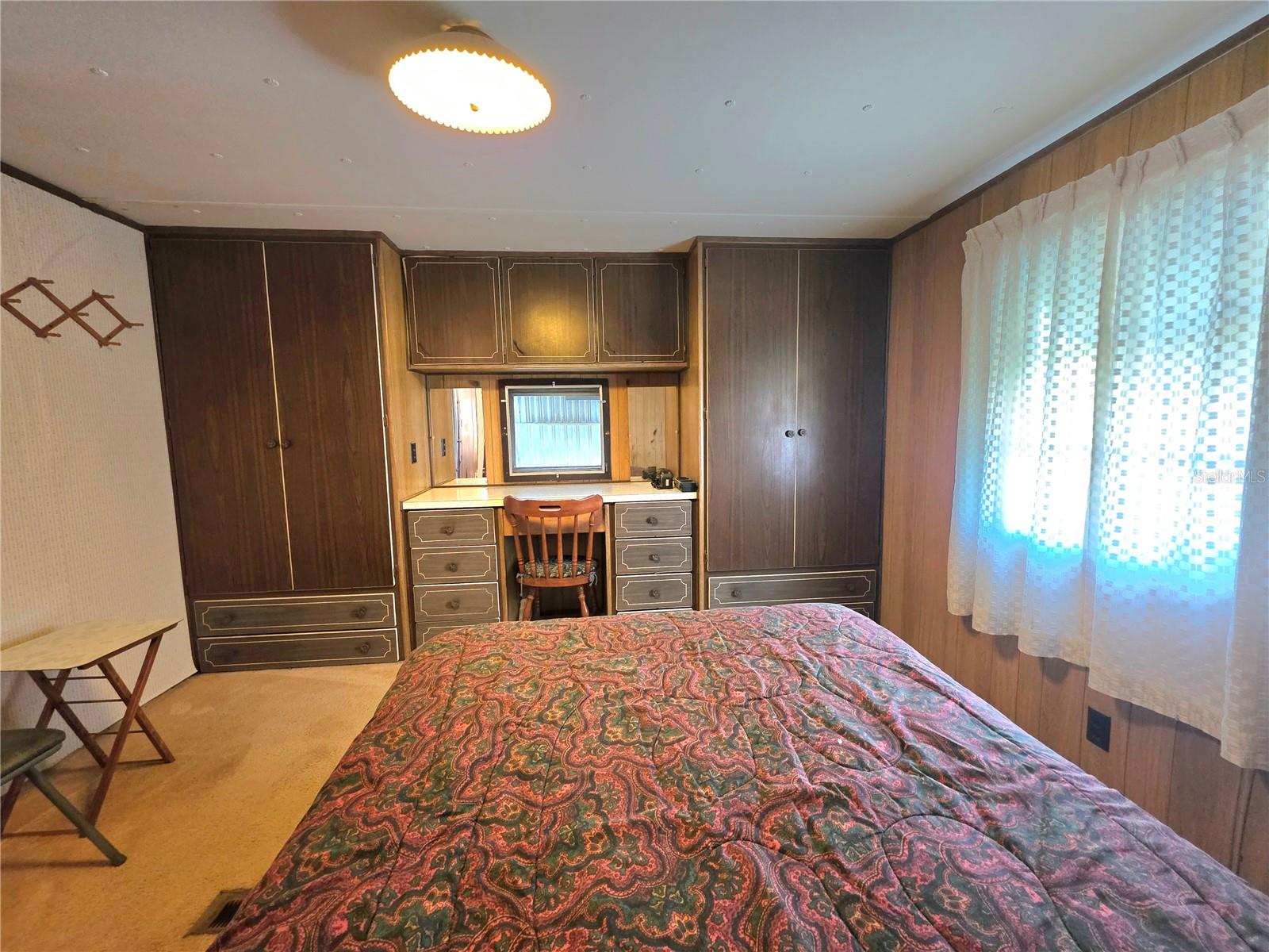 TB8455836 Property Photo