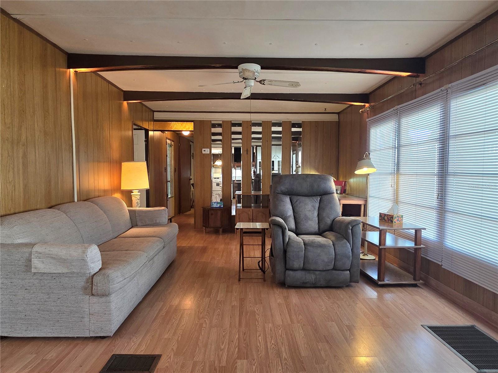 TB8455836 Property Photo