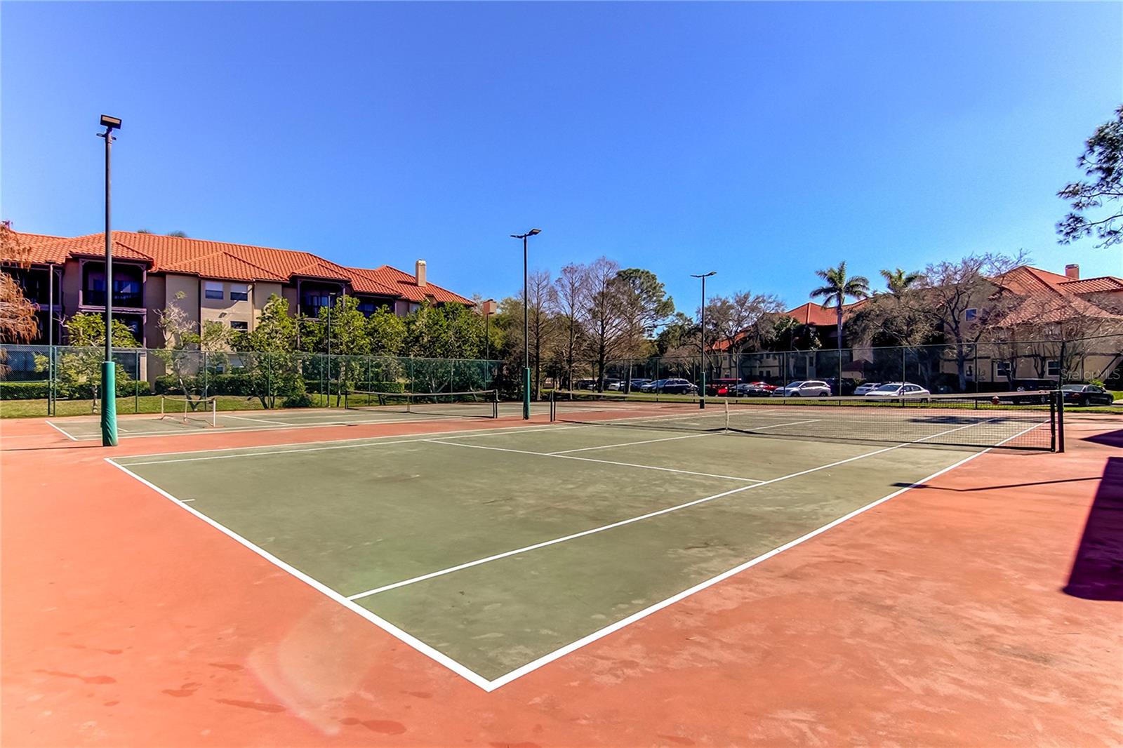 Community Pickleball & Tennis Courts