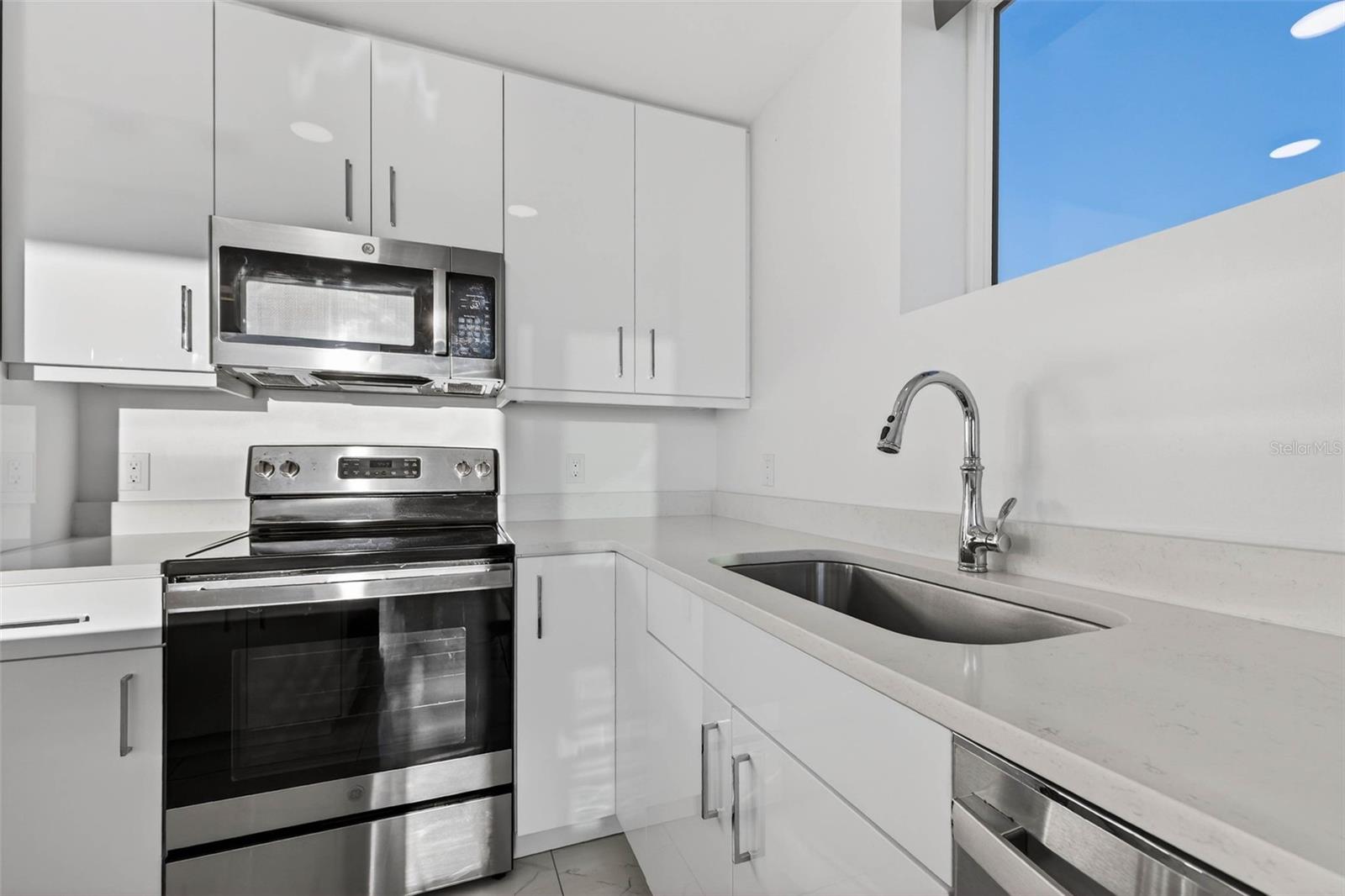 Stainless appliances