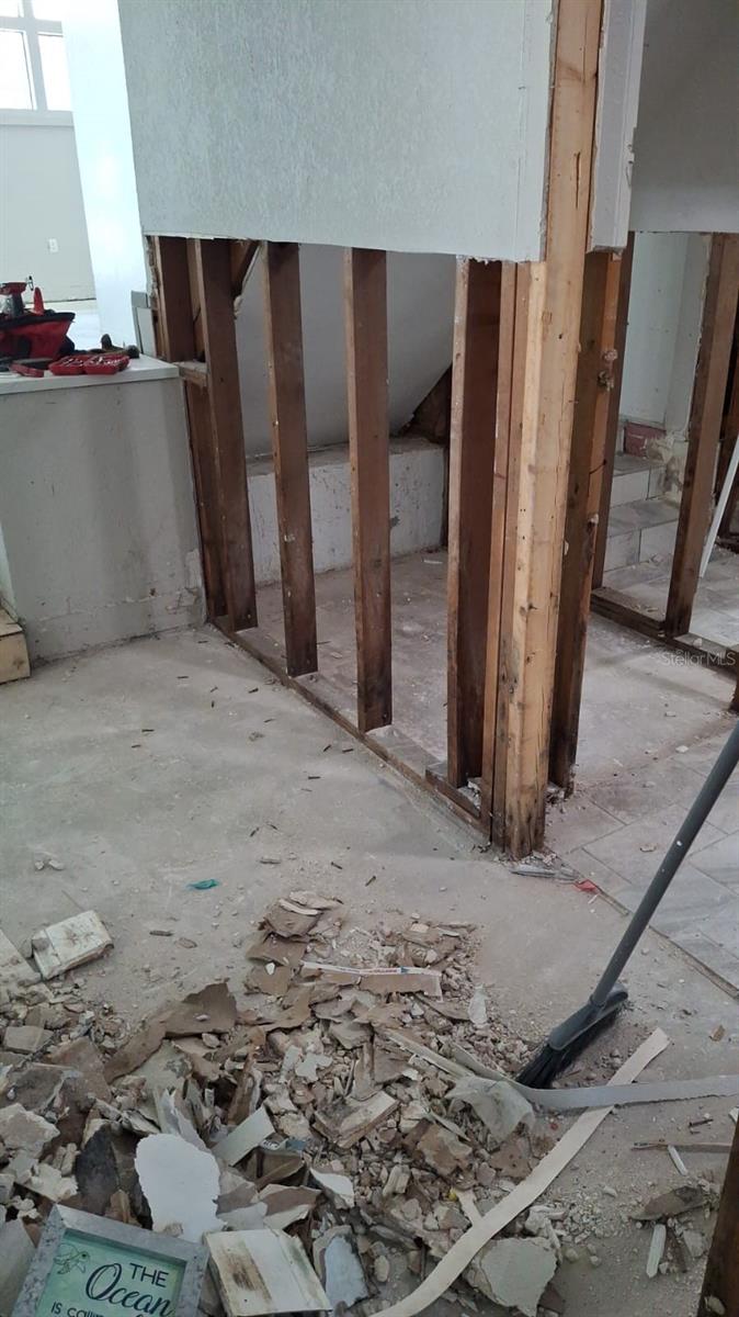 TB8455879 Property Photo